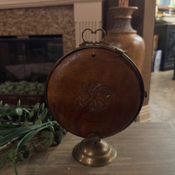 Vintage 3-Tier Wood And Brass Round Fold-Up Tray Made In India - Picture 2 of 5